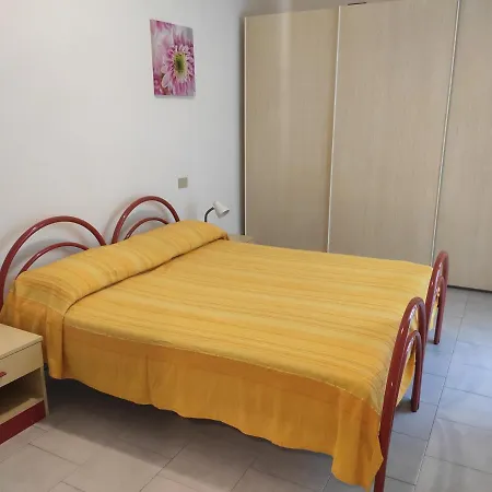 Businelli 2f * Λινιάνο Σαμπιαντόρο